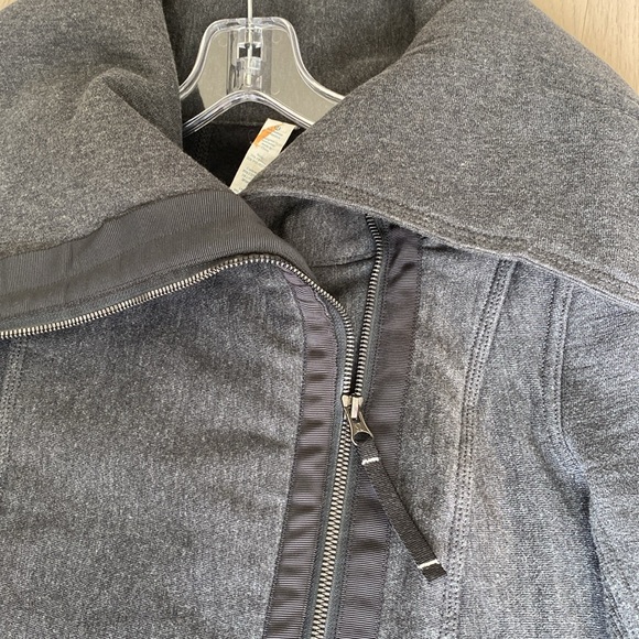 Lululemon Virsana Blanket Wrap Zip Up Jacket - Picture 5 of 8